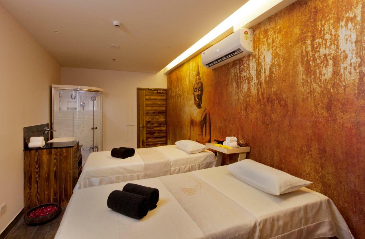 Country Inn Premier Amritsar, 10 Min From Golden Temple Екстериор снимка