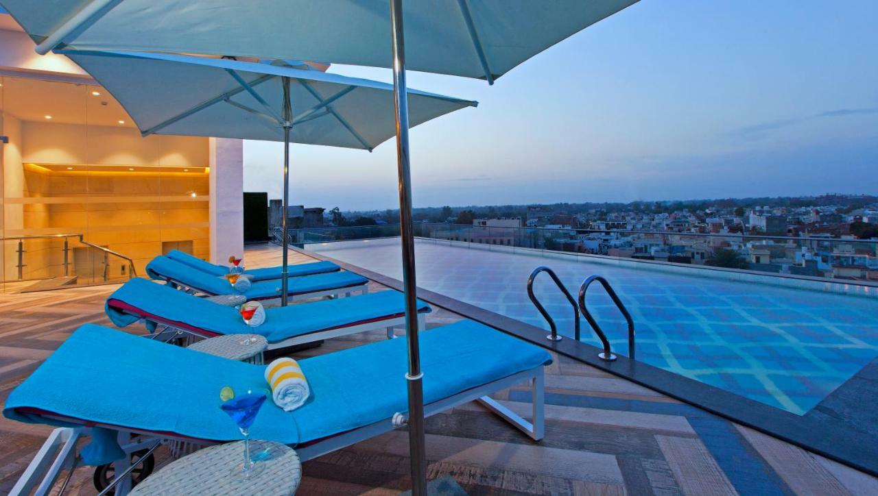 Country Inn Premier Amritsar, 10 Min From Golden Temple Екстериор снимка
